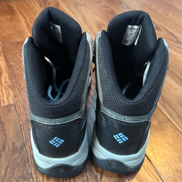 Columbia Women's Newton Ridge Plus Waterproof Amped hiking boots size 9.5 - Picture 6 of 9